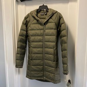 Mountain Hardwear Thermacity Parka, size S, green